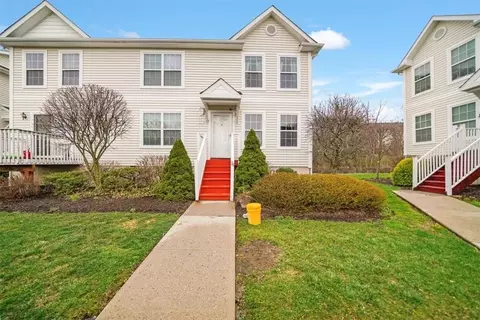 11 Lexington Way, Middletown, NY 10940