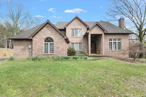 2 Park Pl, Chester, NY 10918