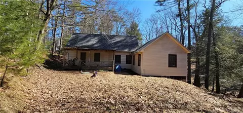 40 Bungalow Hl, Highland, NY 12792