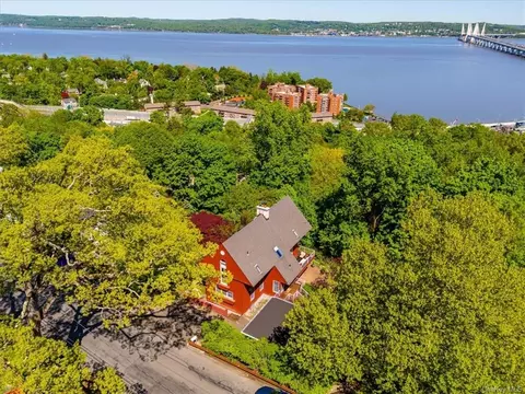 24 Shadyside Ave, Orangetown, NY 10960