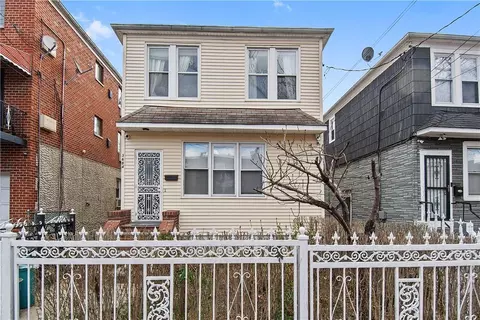 3684 Harper Ave, New York, NY 10466