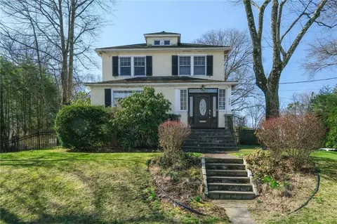 300 Boulevard, Scarsdale, NY 10583
