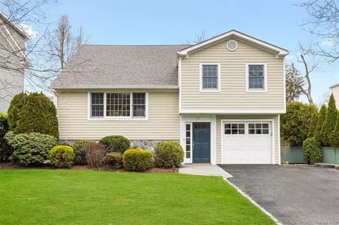 65 Intervale Pl, Rye, NY 10580