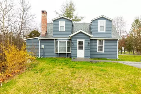 18 Furnace Rd, Beekman, NY 12533