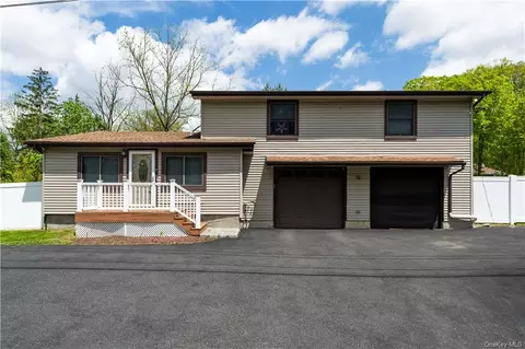 56 Terry Hill Rd, Kent, NY 10512