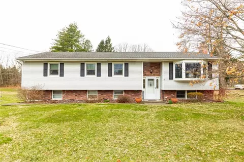 361 Norton Rd, Red Hook, NY 12571