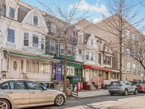 3270 Hull Ave, New York, NY 10467