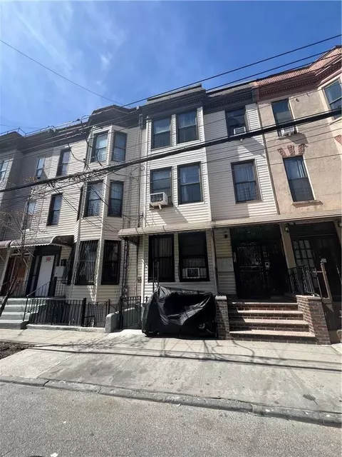 683 Eagle Ave, New York, NY 10455