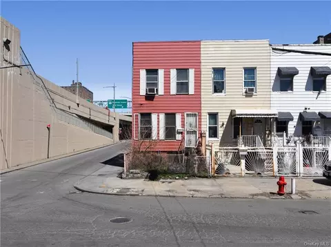 685 E 132nd St, Bronx, NY 10454