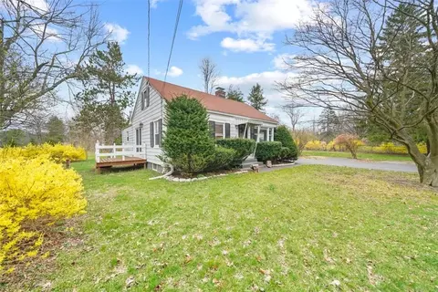 10 S Searsville Rd, Montgomery, NY 12549