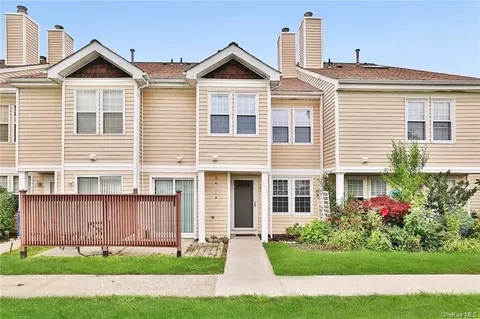 3317 Whispering Hls, Chester, NY 10918