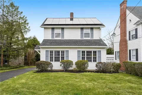 107 Manhattan Ave, Yonkers, NY 10707