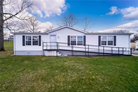 56 Brittany Ter #56, Rock Tavern, NY 12575