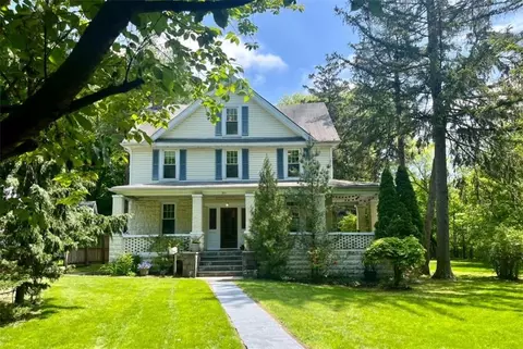385 Farragut Ave, Greenburgh, NY 10706