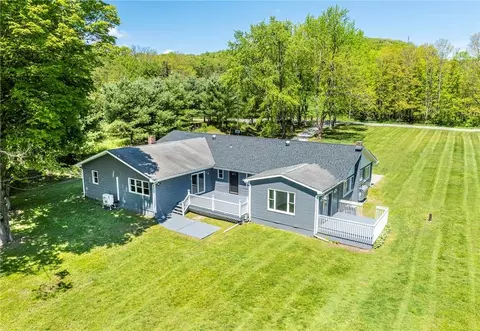786 N Clove Rd, Union Vale, NY 12545