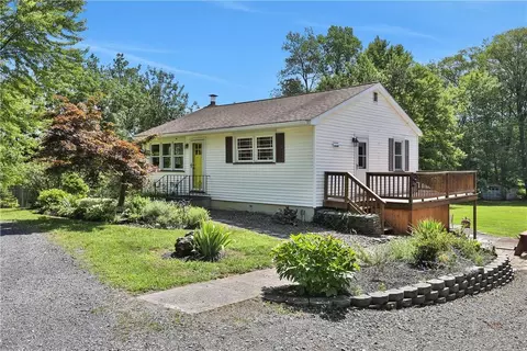 667 Albany Post Rd, New Paltz, NY 12561