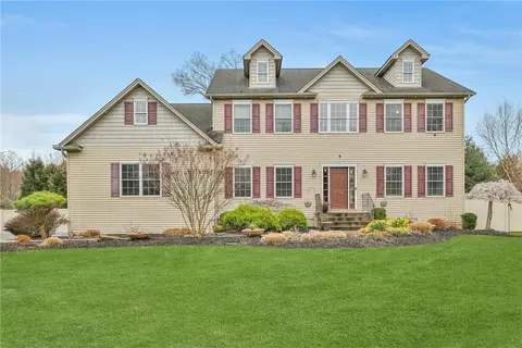 504 Ilona Ln, Clarkstown, NY 10989