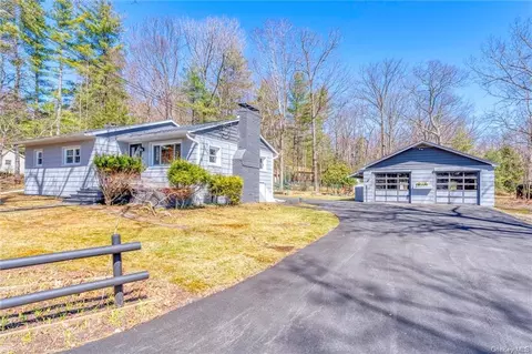 80 Mountain Rd, Olive, NY 12481