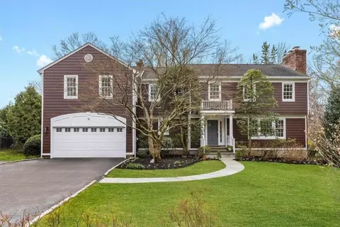 2 Platt Ln, Rye, NY 10580