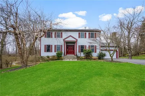 293 Scarborough Rd, Briarcliff Manor, NY 10510