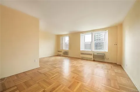 3901 Independence Ave #7B, Bronx, NY 10463