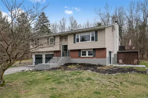 287 Walsh Rd, Union Vale, NY 12540