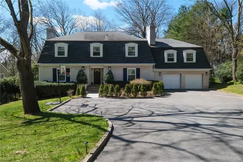 11 Scott Cir, Harrison, NY 10577