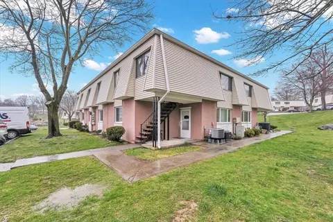 1407 Baldwin Ln, Newburgh, NY 12550