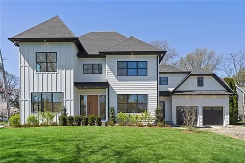 44 Fayette Rd, Scarsdale, NY 10583