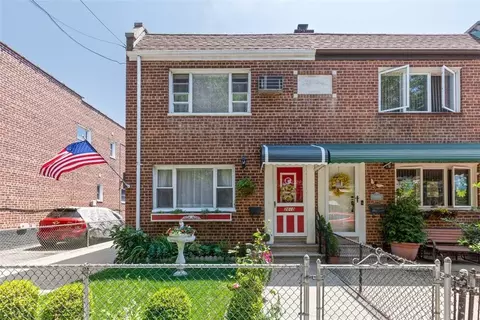 2010 Mayflower Ave, New York, NY 10461