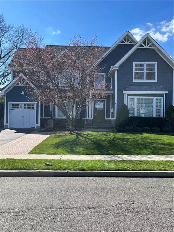 164 Kildare Rd, Garden City, NY 11530 18 Photos Movoto