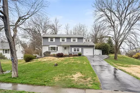 81 Ferris Ln, Poughkeepsie, NY 12603