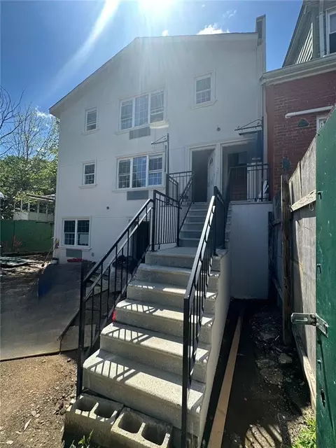 1604 Chester St, New York, NY 10469