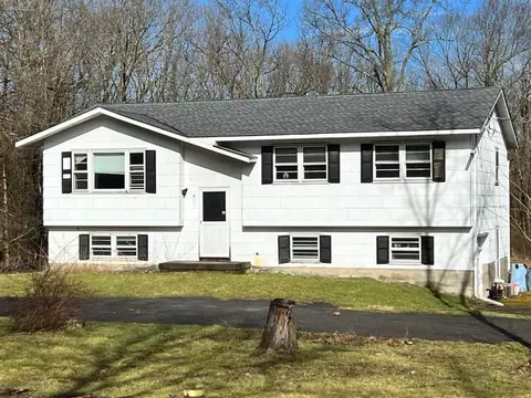 163 Woodcock Mtn Rd, Washingtonville, NY 10992