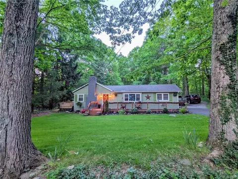 466 Old Dutch Hollow Rd, Monroe, NY 10950