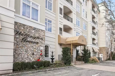 410 Westchester Ave #213, Rye, NY 10573