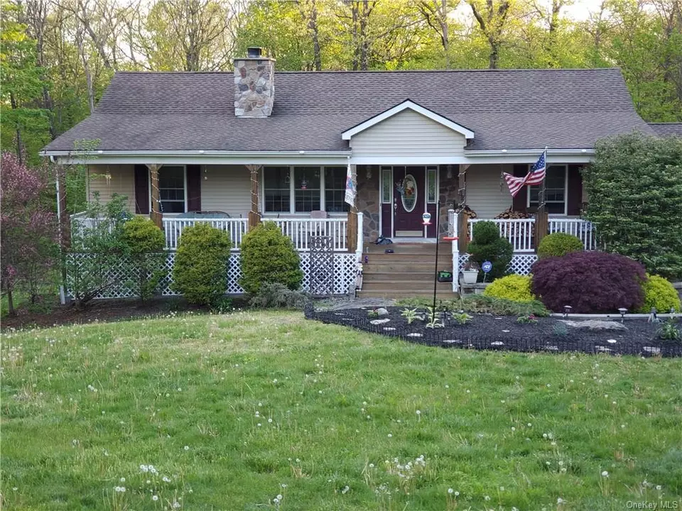 32 Pressler Rd, Newburgh, NY 12589 19 Photos Movoto