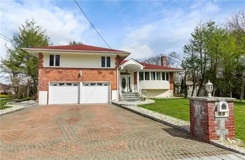 88 Windom St, Greenburgh, NY 10607