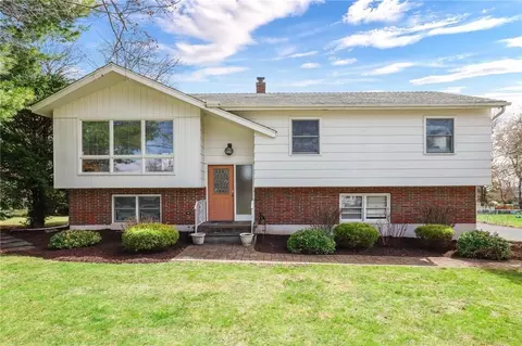 36 Friendly Rd, Mahopac, NY 10541