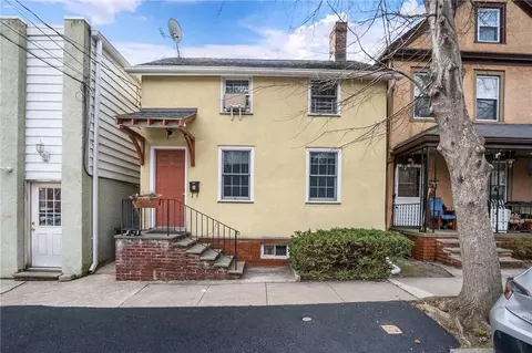 9 N Dearman St, Greenburgh, NY 10533