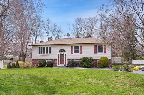 25 N 1st St, Cortlandt, NY 10567