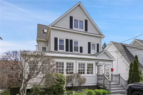 215 Ringgold St, Peekskill, NY 10566