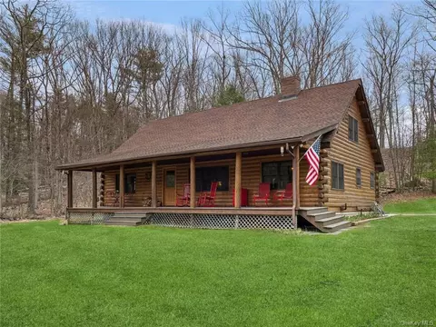 815 Peak Rd, Marbletown, NY 12484