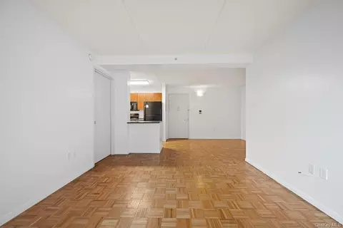 68 Bradhurst Ave #5A, New York, NY 10039
