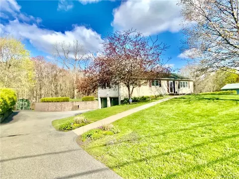 44 Sherman Rd, Milton, NY 12547