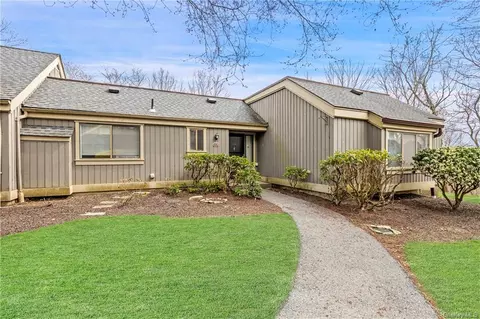 323 Heritage Hls #B, Somers, NY 10589
