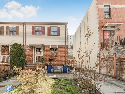 696 Saint Anns Ave, Bronx, NY 10455