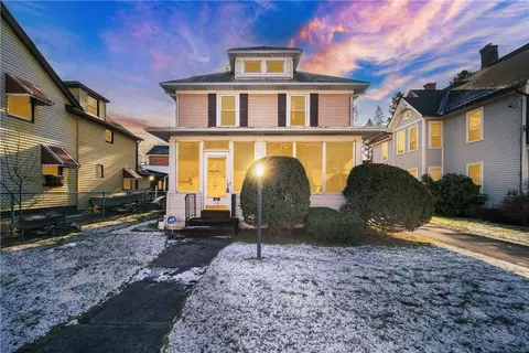 68 Downs St, Kingston, NY 12401
