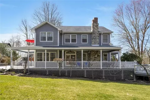 99 Argyle St, Putnam Valley, NY 10537