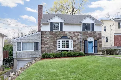 14 Hilldale Rd, Greenburgh, NY 10522